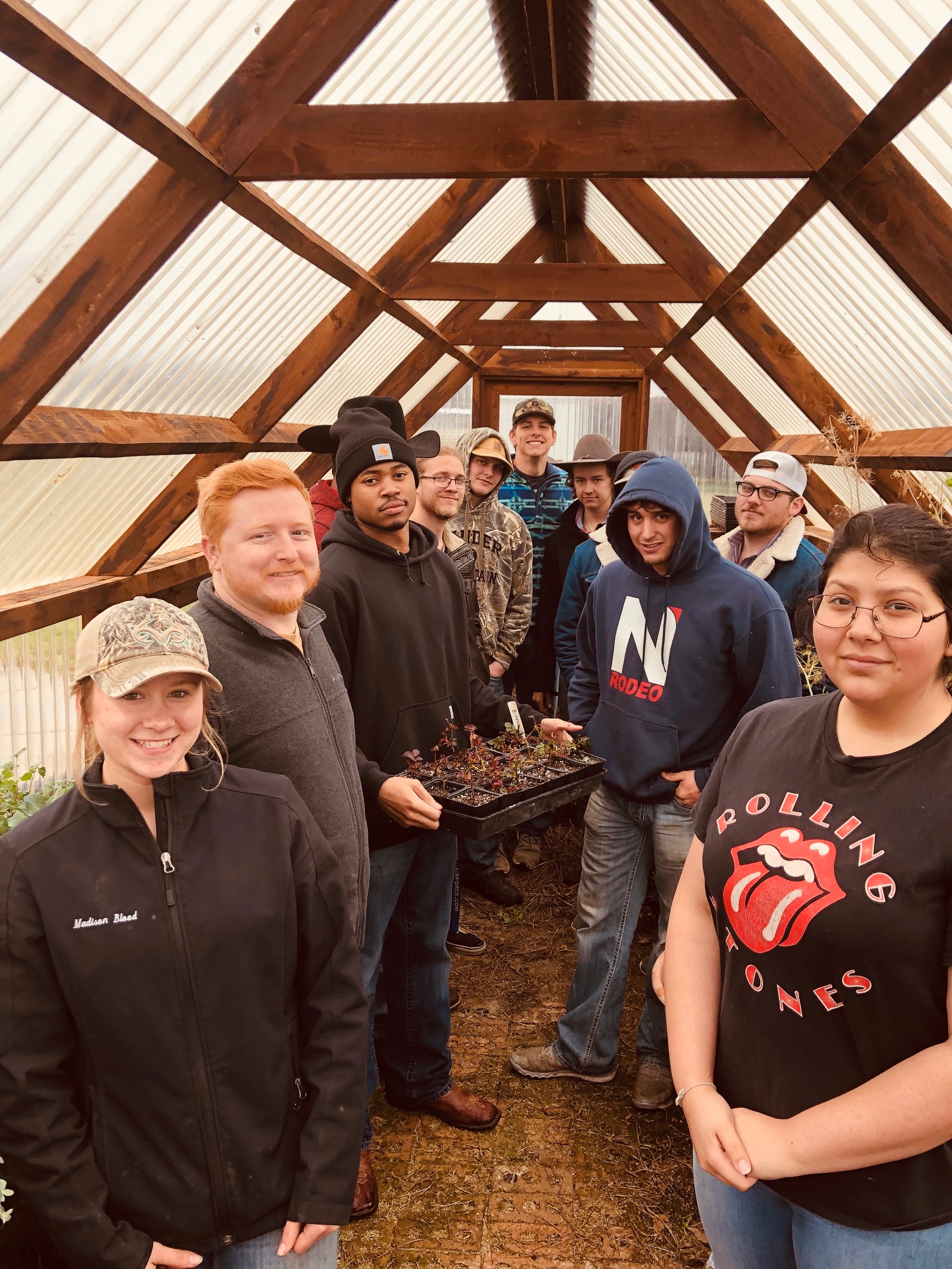 Students prepare for open farm