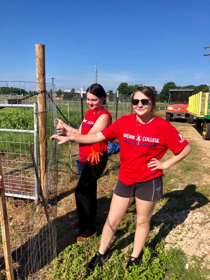 girls working