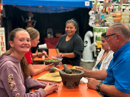 spanish class making salsa