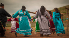 native American women dancing