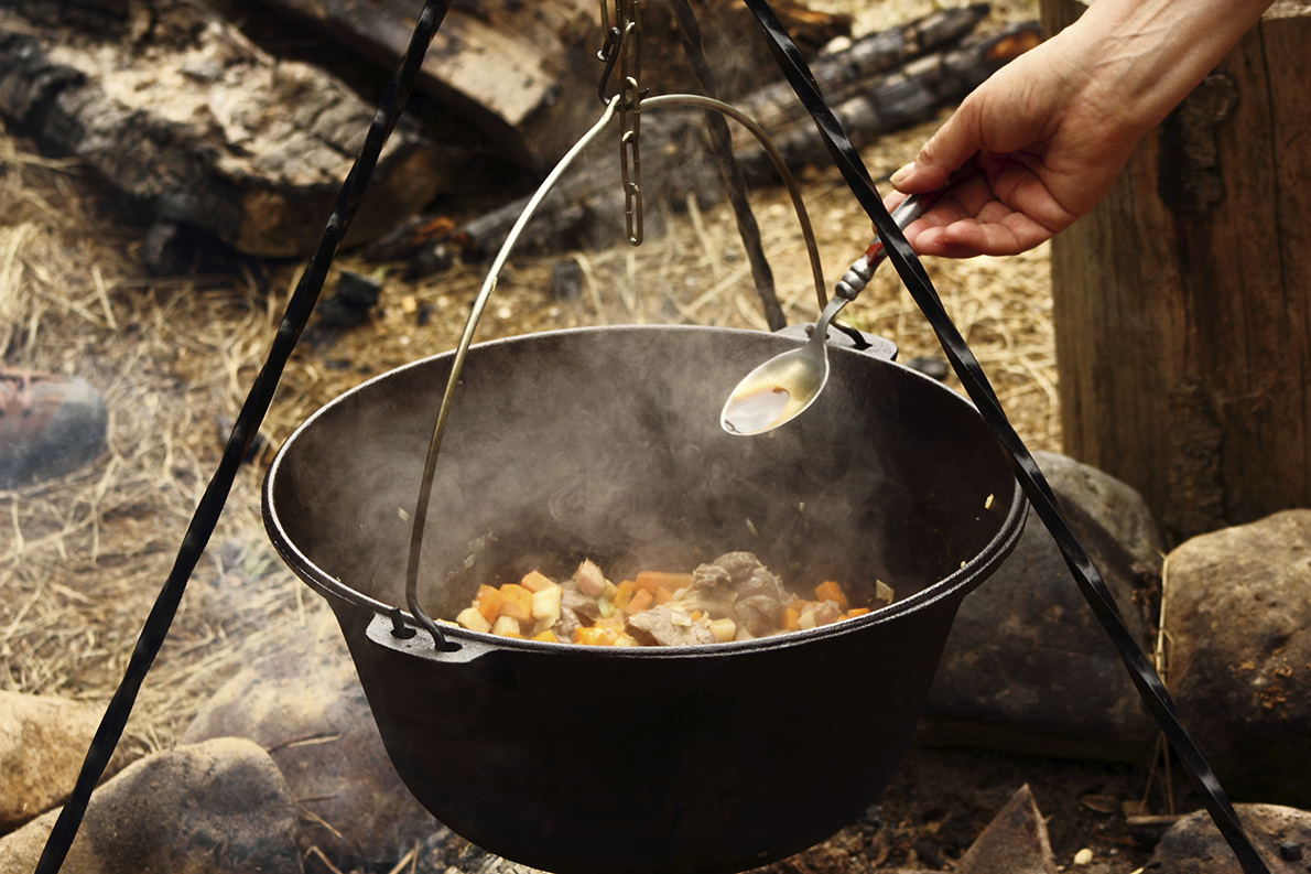 NTCC /uploads/2015/09/dutch-oven-cooking.jpg